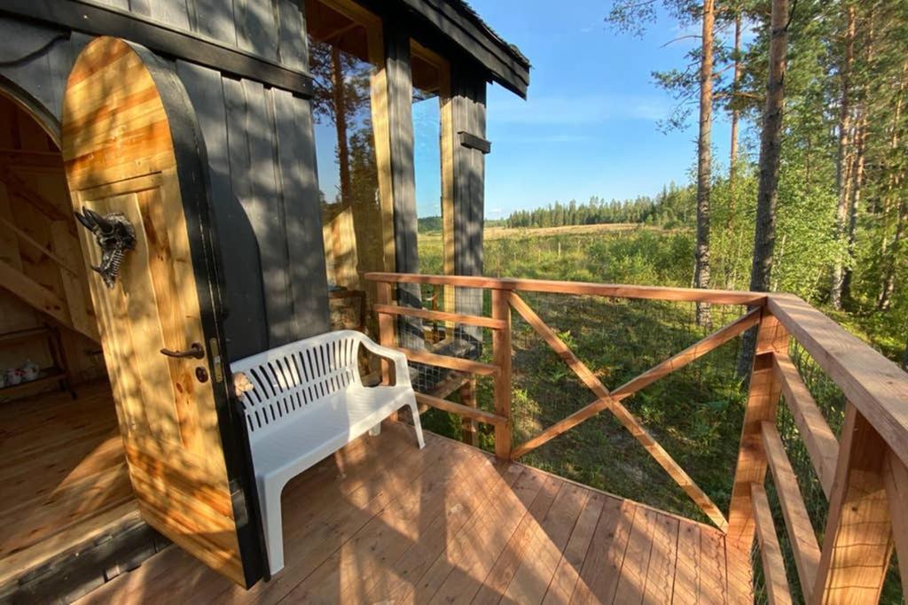 Viking House In The Tree! Jacuzzi, Sauna,Apkure! Lici (Talsi) Exterior foto