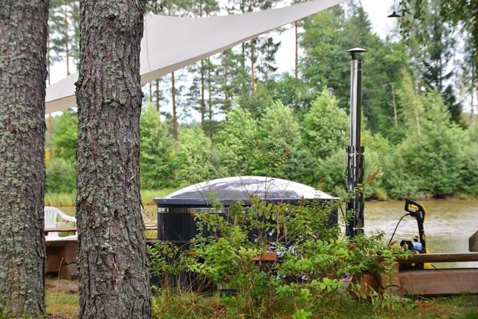 Viking House In The Tree! Jacuzzi, Sauna,Apkure! Lici (Talsi) Exterior foto